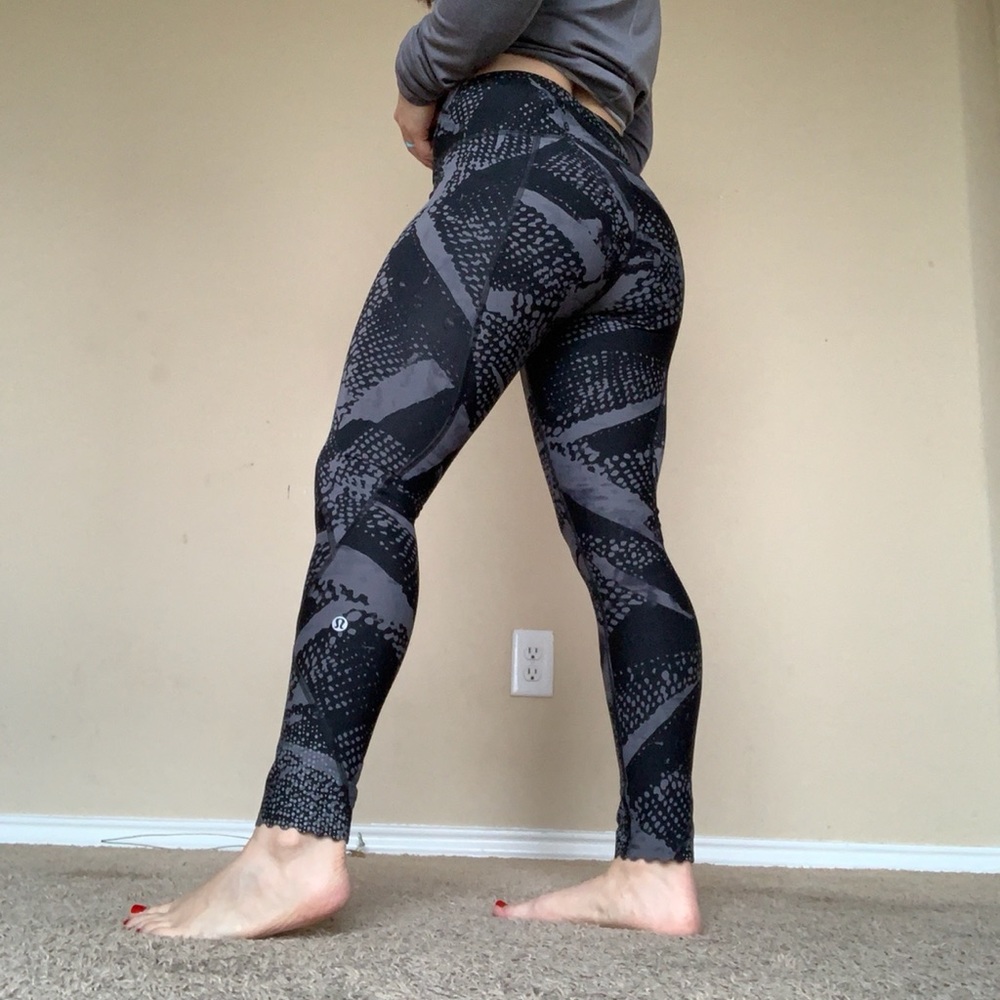 Lululemon leggings size 2